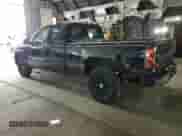 ✅ 2006 Chevrolet Silverado 1500 LS • VIN: 2GCEK19B161111762 • Lot: 80373664. Wystawiony na Copart z przebiegiem 116 760 mil mil. Skorzystaj z bezpłatnego archiwum sprzedaży aukcyjnych z USA i zobacz szczegółowy raport historii pojazdu na DreamBid. Zdjęcie 2.