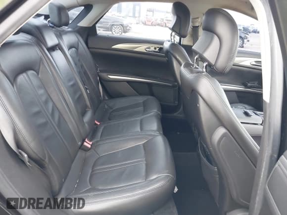 ✅ 2014 Lincoln MKZ Hybrid • VIN: 3LN6L2LU5ER817432 • Лот: 43555763. Опубликован ранее на IAAI с пробегом 173 645 миль. Бесплатный доступ к архиву аукционных продаж из США и подробный отчёт об истории автомобиля на DreamBid. Изображение 8.