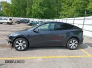 ✅ 2024 Tesla Model Y • VIN: 7SAYGDED3RF034775 • Лот: 42405986. Опубликован ранее на IAAI с пробегом 41 727 миль. Бесплатный доступ к архиву аукционных продаж из США и подробный отчёт об истории автомобиля на DreamBid. Изображение 15.