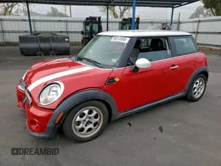 ✅ 2012 MINI Hardtop • VIN: WMWSU3C51CT541175 • Lot: 95012955. Wystawiony na Copart z przebiegiem 66 785 mil. Bezpłatny archiwum sprzedaży aukcyjnych z USA i szczegółowy raport historii pojazdu na DreamBid. Zdjęcie 1.