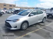 ✅ 2017 Toyota Corolla SE • VIN: 5YFBURHE3HP610137 • Lot: 43752757. Wystawiony na IAAI z przebiegiem 111 035 mil. Bezpłatny archiwum sprzedaży aukcyjnych z USA i szczegółowy raport historii pojazdu na DreamBid. Zdjęcie 17.