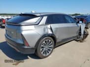 ✅ 2024 Cadillac LYRIQ Sport • VIN: 1GYKPTRK0RZ110916 • Lot: 65362415. Wystawiony na Copart z przebiegiem Nie podano. Bezpłatny archiwum sprzedaży aukcyjnych z USA i szczegółowy raport historii pojazdu na DreamBid. Zdjęcie 3.