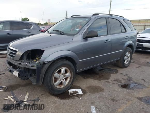 ✅ 2008 Kia Sorento LX • VIN: KNDJD735X85762601 • Лот: 42691772. Опубликован ранее на IAAI с пробегом 131 555 миль. Бесплатный доступ к архиву аукционных продаж из США и подробный отчёт об истории автомобиля на DreamBid. Изображение 2.