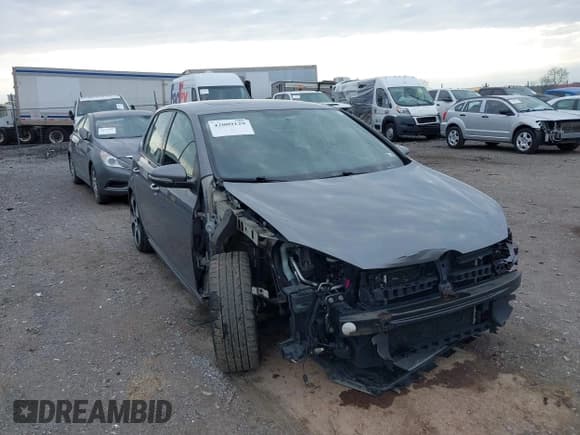 ✅ 2011 Volkswagen Golf GTI w/Sunroof & Navi PZEV • VIN: WVWHD7AJ4BW148305 • Lot: 42009129. Wystawiony na IAAI z przebiegiem 119 578 mil. Bezpłatny archiwum sprzedaży aukcyjnych z USA i szczegółowy raport historii pojazdu na DreamBid. Zdjęcie 6.