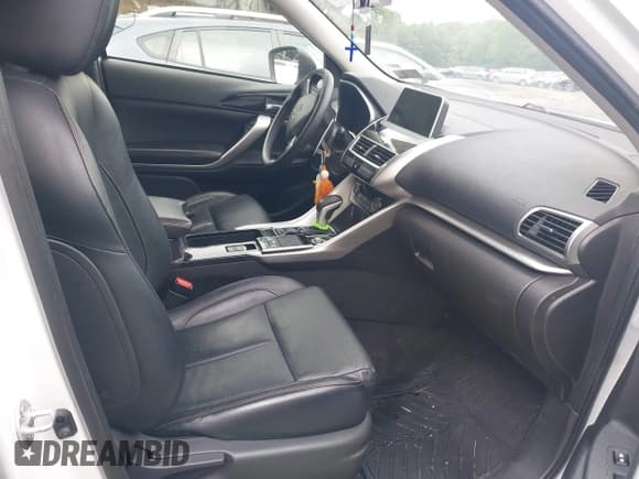 ✅ 2019 Mitsubishi Eclipse Cross SE • VIN: JA4AT5AA4KZ020549 • Lot: 42674825. Listed on IAAI with 133,269 mi. Free auction sales archive from the USA and detailed vehicle history report at DreamBid. Image 5.