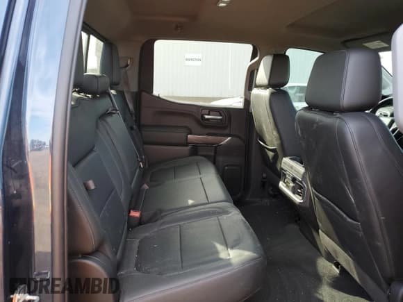 ✅ 2021 Chevrolet Silverado 1500 LTZ • VIN: 3GCUYGET0MG132005 • Lot: 49079175. Wystawiony na Copart z przebiegiem 90 246 mil. Bezpłatny archiwum sprzedaży aukcyjnych z USA i szczegółowy raport historii pojazdu na DreamBid. Zdjęcie 10.