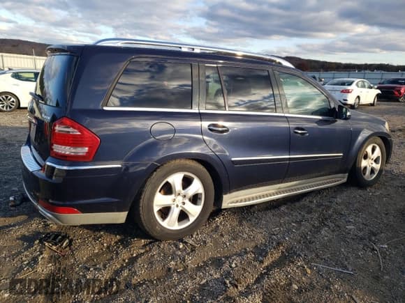 ✅ 2011 Mercedes-Benz GL 450 • VIN: 4JGBF7BE5BA630419 • Лот: 91505925. Опубликован ранее на Copart с пробегом 207 829 миль. Бесплатный доступ к архиву аукционных продаж из США и подробный отчёт об истории автомобиля на DreamBid. Изображение 3.