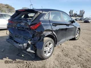 2019 Hyundai Kona SE z VIN KM8K12AA7KU272822, wystawiony jako Copart lot #44000563 z przebiegiem 45 853 mil mil oraz . Historia ofert i sprzedaży dostępna na DreamBid. Obrazek 3.