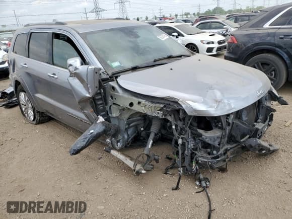 ✅ 2018 Jeep Grand Cherokee Summit • VIN: 1C4RJFJG6JC341812 • Lot: 56237415. Listed on Copart with 68,555 mi. Free auction sales archive from the USA and detailed vehicle history report at DreamBid. Image 4.