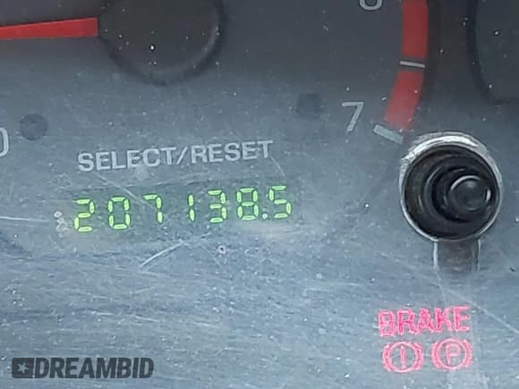 ✅ 2002 Ford Mustang Deluxe • VIN: 1FAFP444X2F194469 • Лот: 42358106. Опубликован ранее на IAAI с пробегом 207 138 миль. Бесплатный доступ к архиву аукционных продаж из США и подробный отчёт об истории автомобиля на DreamBid. Изображение 7.