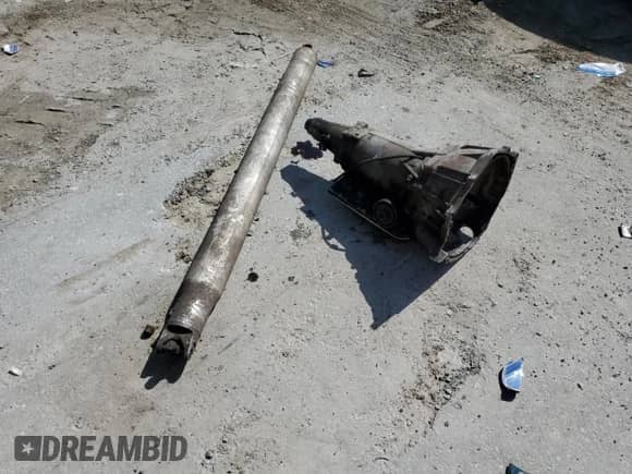 1998 Chevrolet Silverado 1500 with VIN 1GCEC14W8WZ105696, listed as a Copart auction lot 85420185 with 220,727 mi miles and Salvage title. Bid and sale history available at DreamBid. Image 12.