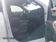 ✅ 2024 GMC Sierra 1500 SLT • VIN: 3GTUUDED6RG321574 • Лот: 43152892. Опубликован ранее на IAAI с пробегом 23 833 миль. Бесплатный доступ к архиву аукционных продаж из США и подробный отчёт об истории автомобиля на DreamBid. Изображение 5.