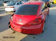 ✅ 2018 Volkswagen Beetle S • VIN: 3VWFD7AT8JM718231 • Lot: 80254985. Wystawiony na Copart z przebiegiem 48 457 mil. Bezpłatny archiwum sprzedaży aukcyjnych z USA i szczegółowy raport historii pojazdu na DreamBid. Zdjęcie 6.