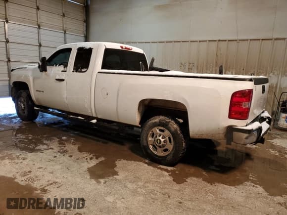 ✅ 2011 Chevrolet Silverado 2500HD LT • VIN: 1GC2CXCG8BZ146937 • Lot: 41696975. Wystawiony na Copart z przebiegiem Nie podano. Bezpłatny archiwum sprzedaży aukcyjnych z USA i szczegółowy raport historii pojazdu na DreamBid. Zdjęcie 2.