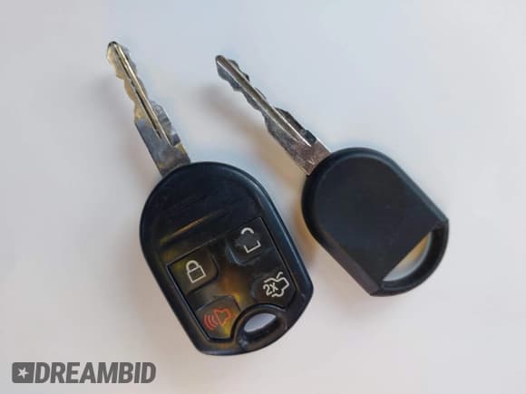 ✅ 2014 Ford Mustang V6 • VIN: 1ZVBP8AM2E5288857 • Lot: 43667786. Wystawiony na IAAI z przebiegiem 125 713 mil. Bezpłatny archiwum sprzedaży aukcyjnych z USA i szczegółowy raport historii pojazdu na DreamBid. Zdjęcie 11.