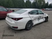 ✅ 2024 Lexus ES 250 • VIN: 58AD11D19RU012276 • Lot: 61096895. Wystawiony na Copart z przebiegiem 5 595 mil. Bezpłatny archiwum sprzedaży aukcyjnych z USA i szczegółowy raport historii pojazdu na DreamBid. Zdjęcie 3.