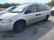 ✅ 2005 Dodge Caravan SE • VIN: 1D4GP24R65B388929 • Lot: 43509037. Wystawiony na IAAI z przebiegiem 225 987 mil. Bezpłatny archiwum sprzedaży aukcyjnych z USA i szczegółowy raport historii pojazdu na DreamBid. Zdjęcie 2.
