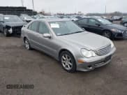 ✅ 2007 Mercedes-Benz C 280 Luxury • VIN: WDBRF92HX7F871684 • Lot: 41461023. Wystawiony na IAAI z przebiegiem 176 038 mil. Bezpłatny archiwum sprzedaży aukcyjnych z USA i szczegółowy raport historii pojazdu na DreamBid. Zdjęcie 1.