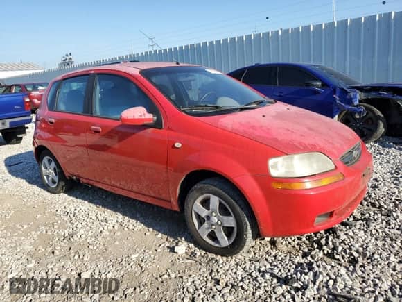 2005 Chevrolet Aveo LS z VIN KL1TD62695B388435, wystawiony jako Copart lot #67541114 z przebiegiem 95 156 mil mil oraz Czysty tytuł • Clean title. Historia ofert i sprzedaży dostępna na DreamBid. Obrazek 4.