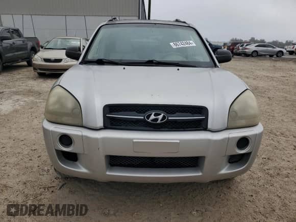✅ 2007 Hyundai Tucson GLS • VIN: KM8JM12B67U646784 • Lot: 86742484. Wystawiony na Copart z przebiegiem 141 529 mil mil. Skorzystaj z bezpłatnego archiwum sprzedaży aukcyjnych z USA i zobacz szczegółowy raport historii pojazdu na DreamBid. Zdjęcie 5.