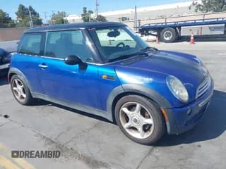 ✅ 2006 MINI Hardtop • VIN: WMWRC33576TK94086 • Lot: 42850878. Listed on IAAI with 138,513 mi. Free auction sales archive from the USA and detailed vehicle history report at DreamBid. Image 1.