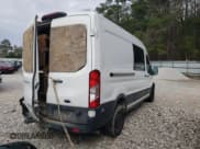 ✅ 2022 Ford Transit Cargo • VIN: 1FTBR1C89NKA66564 • Лот: 44932975. Опубликован ранее на Copart с пробегом 64 544 миль. Бесплатный доступ к архиву аукционных продаж из США и подробный отчёт об истории автомобиля на DreamBid. Изображение 3.