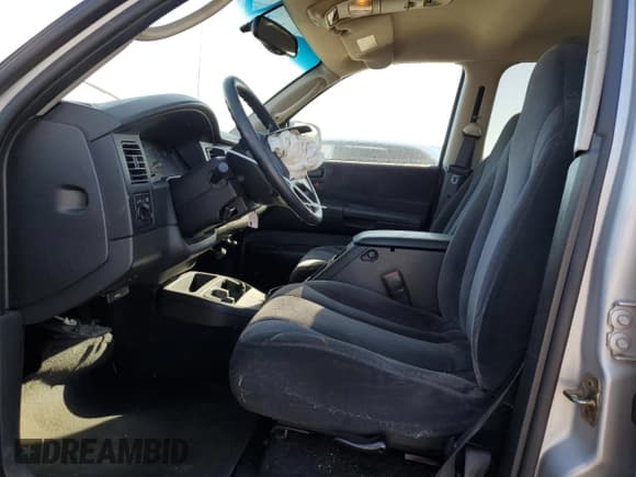 ✅ 2001 Dodge Dakota Sport • VIN: 1B7GL2AN81S211982 • Lot: 78680834. Wystawiony na Copart z przebiegiem 208 262 mil. Bezpłatny archiwum sprzedaży aukcyjnych z USA i szczegółowy raport historii pojazdu na DreamBid. Zdjęcie 7.