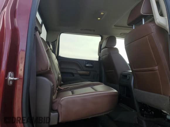 ✅ 2017 Chevrolet Silverado 1500 High Country • VIN: 3GCUKTEC3HG217758 • Лот: 73745624. Опубликован ранее на Copart с пробегом 108 314 миль. Бесплатный доступ к архиву аукционных продаж из США и подробный отчёт об истории автомобиля на DreamBid. Изображение 10.