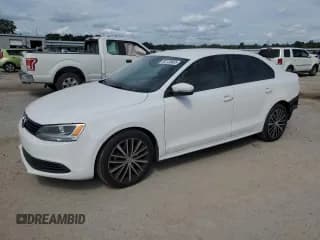 ✅ 2011 Volkswagen Jetta SE • VIN: 3VWBX7AJ6BM369625 • Lot: 82125665. Listed on Copart with 135,088 mi. Free auction sales archive from the USA and detailed vehicle history report at DreamBid. Image 1.