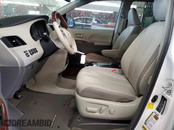 ✅ 2012 Toyota Sienna XLE • VIN: 5TDYK3DC9CS245237 • Lot: 85541775. Listed on Copart with 169,909 mi. Free auction sales archive from the USA and detailed vehicle history report at DreamBid. Image 7.