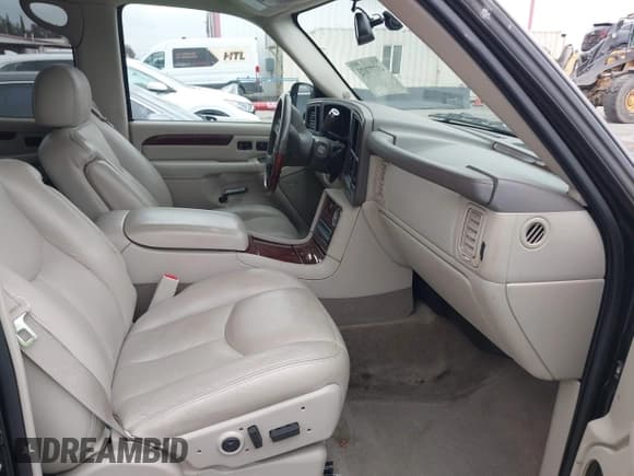 ✅ 2005 Cadillac Escalade • VIN: 1GYEC63T95R181022 • Лот: 41777173. Опубликован ранее на IAAI с пробегом 44 348 миль. Бесплатный доступ к архиву аукционных продаж из США и подробный отчёт об истории автомобиля на DreamBid. Изображение 5.