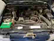 1999 Chevrolet Blazer LS z VIN 1GNCT18W9XK157387, wystawiony jako Copart lot #49667765 z przebiegiem 182 411 mil mil oraz Szkoda całkowita • Salvage title. Historia ofert i sprzedaży dostępna na DreamBid. Obrazek 12.