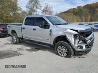 ✅ 2019 Ford F-350 XL • VIN: 1FT8W3BT7KEE09872 • Лот: 73310033. Опубликован ранее на Copart с пробегом 137 411 миль. Бесплатный доступ к архиву аукционных продаж из США и подробный отчёт об истории автомобиля на DreamBid. Изображение 4.