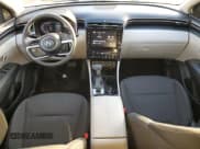 ✅ 2024 Hyundai Tucson SEL • VIN: 5NMJBCDE3RH324188 • Lot: 88764405. Wystawiony na Copart z przebiegiem 30 824 mil. Bezpłatny archiwum sprzedaży aukcyjnych z USA i szczegółowy raport historii pojazdu na DreamBid. Zdjęcie 8.