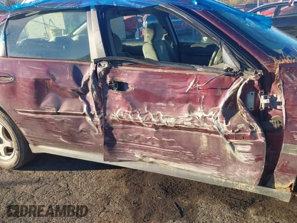 ✅ 2004 Chevrolet Impala • VIN: 2G1WF55E649235355 • Lot: 40881680. Listed on IAAI with 119,816 mi. Free auction sales archive from the USA and detailed vehicle history report at DreamBid. Image 6.