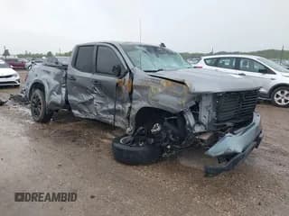 ✅ 2020 Chevrolet Silverado 1500 Custom • VIN: 1GCRYBEK9LZ266316 • Лот: 42429233. Опубликован ранее на IAAI с пробегом 101 853 миль. Бесплатный доступ к архиву аукционных продаж из США и подробный отчёт об истории автомобиля на DreamBid. Изображение 1.