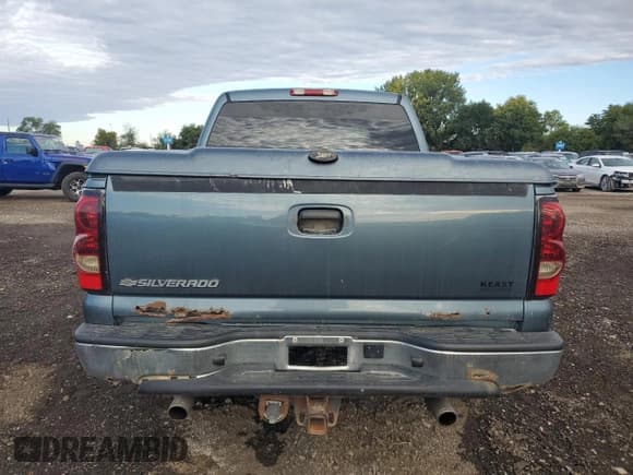 ✅ 2006 Chevrolet Silverado 1500 LT1 • VIN: 2GCEK13Z261334687 • Лот: 72315604. Опубликован ранее на Copart с пробегом 264 890 миль. Бесплатный доступ к архиву аукционных продаж из США и подробный отчёт об истории автомобиля на DreamBid. Изображение 6.