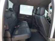 ✅ 2021 Chevrolet Silverado 2500HD LT • VIN: 1GC1YNEY6MF260186 • Lot: 53331205. Wystawiony na Copart z przebiegiem 91 479 mil. Bezpłatny archiwum sprzedaży aukcyjnych z USA i szczegółowy raport historii pojazdu na DreamBid. Zdjęcie 10.