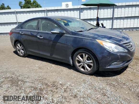 ✅ 2013 Hyundai Sonata SE • VIN: 5NPEC4AC3DH599451 • Lot: 65423334. Listed on Copart with 92,516 mi. Free auction sales archive from the USA and detailed vehicle history report at DreamBid. Image 4.