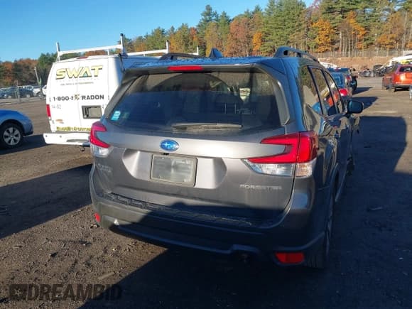 ✅ 2024 Subaru Forester Premium • VIN: JF2SKADC4RH481898 • Lot: 43600054. Listed on IAAI with 13,858 mi. Free auction sales archive from the USA and detailed vehicle history report at DreamBid. Image 16.