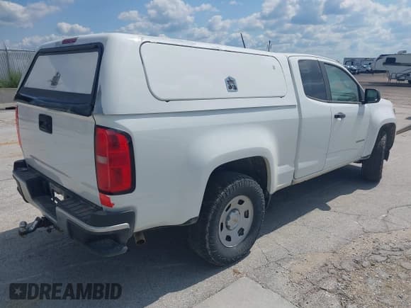 ✅ 2018 Chevrolet Colorado 2WD Work Truck • VIN: 1GCHSBEA8J1270650 • Lot: 42949514. Listed on IAAI with 198,708 mi. Free auction sales archive from the USA and detailed vehicle history report at DreamBid. Image 4.