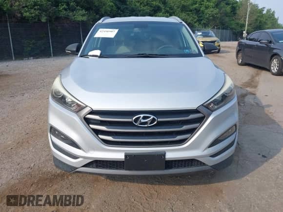 2016 Hyundai Tucson Sport z VIN KM8J3CA23GU022313, wystawiony jako IAAI lot #42490907 z przebiegiem 67 933 mil mil oraz . Historia ofert i sprzedaży dostępna na DreamBid. Obrazek 6.