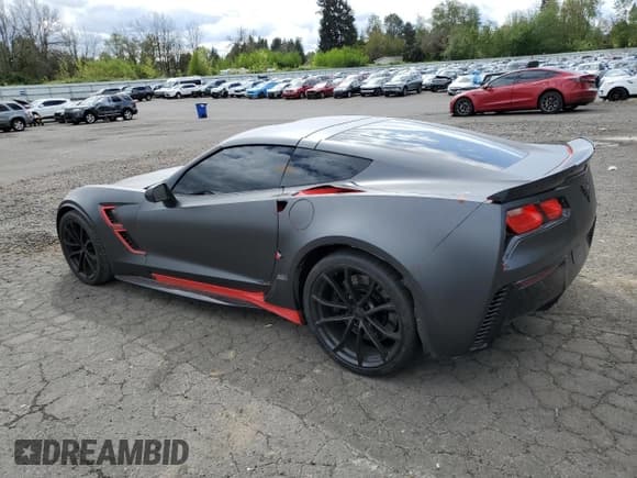 ✅ 2017 Chevrolet Corvette Grand Sport 2LT • VIN: 1G1YY2D74H5119854 • Лот: 54144325. Опубликован ранее на Copart с пробегом 98 008 миль. Бесплатный доступ к архиву аукционных продаж из США и подробный отчёт об истории автомобиля на DreamBid. Изображение 2.