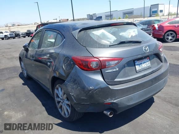 ✅ 2015 Mazda 3 S Grand Touring • VIN: JM1BM1M35F1265409 • Lot: 42655662. Wystawiony na IAAI z przebiegiem 101 066 mil. Bezpłatny archiwum sprzedaży aukcyjnych z USA i szczegółowy raport historii pojazdu na DreamBid. Zdjęcie 3.