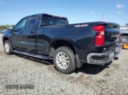 ✅ 2020 Chevrolet Silverado 1500 LT • VIN: 1GCRYDED5LZ351411 • Lot: 74321974. Wystawiony na Copart z przebiegiem 32 201 mil. Bezpłatny archiwum sprzedaży aukcyjnych z USA i szczegółowy raport historii pojazdu na DreamBid. Zdjęcie 2.