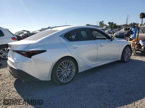 2024 Lexus IS 300 z VIN JTHDA1D28R5129215, wystawiony jako Copart lot #67107185 z przebiegiem 4 359 mil mil oraz Szkoda całkowita • Salvage title. Historia ofert i sprzedaży dostępna na DreamBid. Obrazek 3.