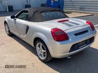 ✅ 2000 Toyota MR2 • VIN: JTDFR3203Y0018812 • Lot: 92546705. Wystawiony na Copart z przebiegiem 62 700 mil. Bezpłatny archiwum sprzedaży aukcyjnych z USA i szczegółowy raport historii pojazdu na DreamBid. Zdjęcie 3.