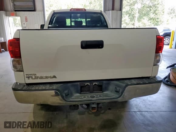 ✅ 2012 Toyota Tundra • VIN: 5TFRY5F11CX128921 • Lot: 69396045. Listed on Copart with 114,140 mi. Free auction sales archive from the USA and detailed vehicle history report at DreamBid. Image 6.