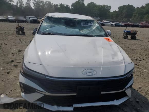 2024 Hyundai Elantra SEL с VIN KMHLM4DG5RU810645, выставлен на аукционе Copart как лот 60599415 с пробегом 5 592 миль миль и Списание • Salvage title. История ставок и продаж доступна на DreamBid. Изображение 5.