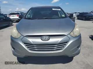 2013 Hyundai Tucson GL z VIN KM8JT3AB6DU739896, wystawiony jako Copart lot #72266054 z przebiegiem 149 349 mil mil oraz Szkoda całkowita • Salvage title. Historia ofert i sprzedaży dostępna na DreamBid. Obrazek 5.